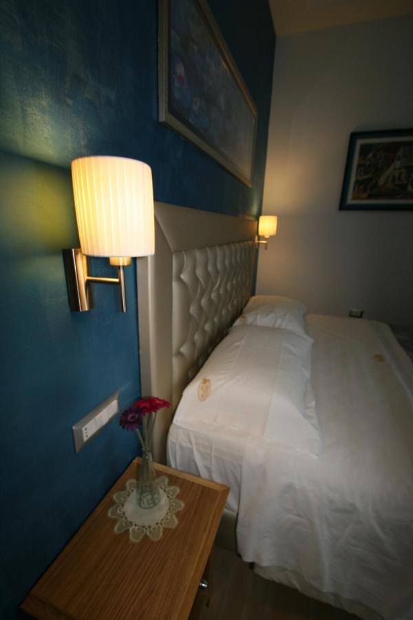 B&B Dea Fortuna Bacoli Luaran gambar